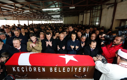 Patlamada hayatını kaybeden güvenlik görevlisi Akarsu son yolculuğuna uğurlandı