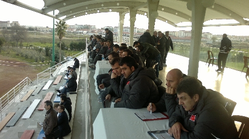 Pro Lisans kursiyerleri, bölge karmalarını seyretti