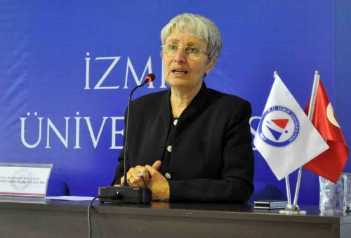 Prof. Dr. Kocaman: Hemşire açığı kontenjan artırarak çözülmez
