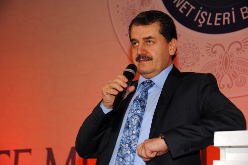 Prof. Dr. Özafşar: Din adamlarımız gittikleri ülkelerde el üstünde tutuluyor