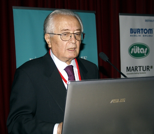 Prof. Kakaç: Enerji ihtiyacını karşılamak için Türkiye'de reaktör kurulmalı