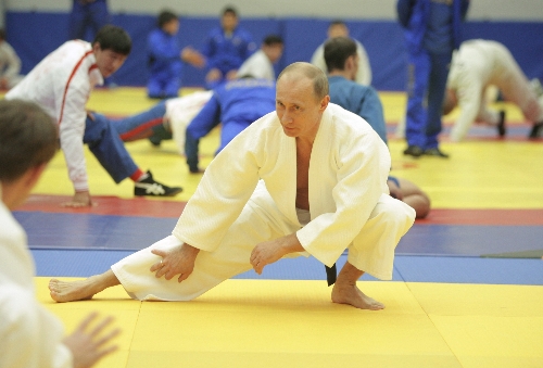 Putin 60 yaşında Judo'nun ustası oldu, 8 dan aldı