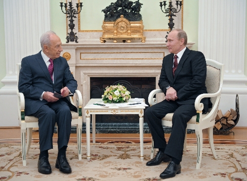 Putin, Peres'le görüştü: Arap-İsrail sorununda tek çözüm diyalog
