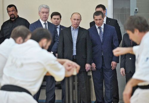 Putin ve ünlü dövüş aktörü Steven Seagel, Moskova'da spor tesisi açtı