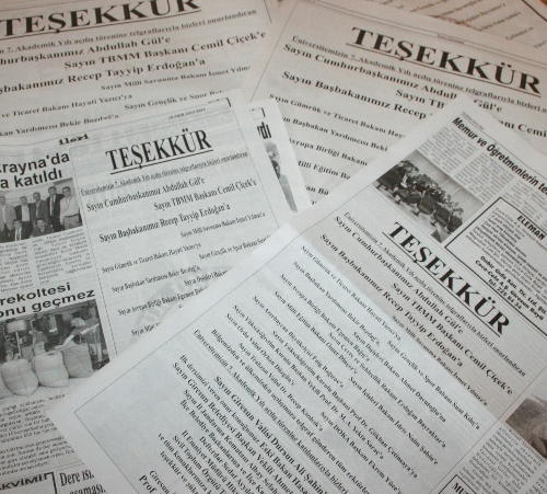 Rektör Attar'dan Cumhurbaşkanı Gül ve Başbakan Erdoğan'a ilanlı teşekkür