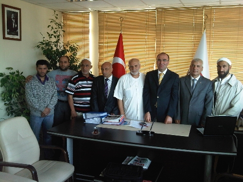 Romanlardan Türk Kızılayı'na ziyaret