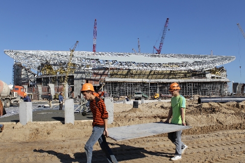 Rusya 2013 için 1,7 milyon yabancı işçi kotası belirledi