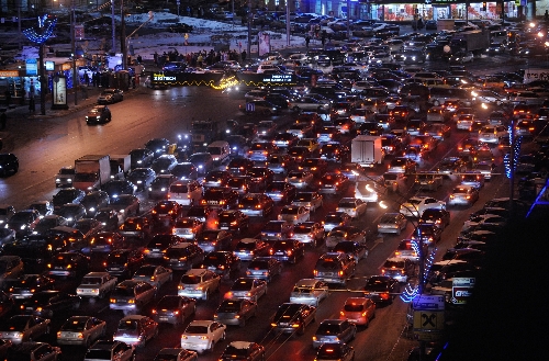 Rusya, ilk 7 ayda ithal 626 bin otomobile 12 milyar dolar ödedi