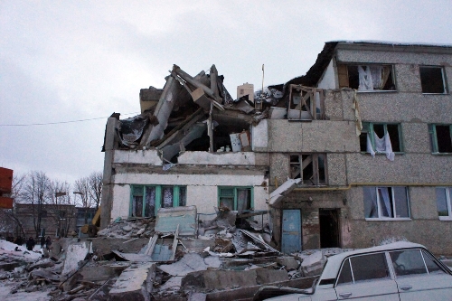 Rusya'da doğalgaz patladı: 2 ölü, 7 yaralı