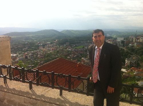 Sait: Çaka Bey'in büstünü Konak'tan kaldırıp Pier ismini kim koydu?