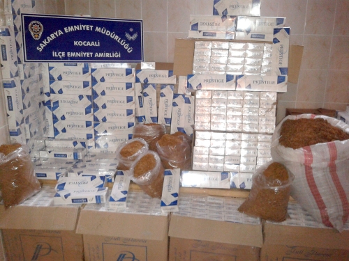 Sakarya'da 5 bin 693 paket kaçak sigara ele geçirildi