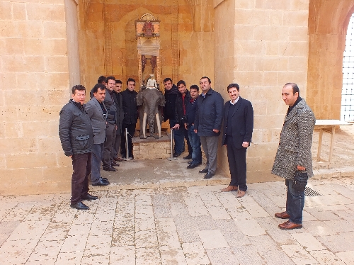 Sakaryalı gazeteciler Mardin'de gördükleri ilgi karşısında duygulandı