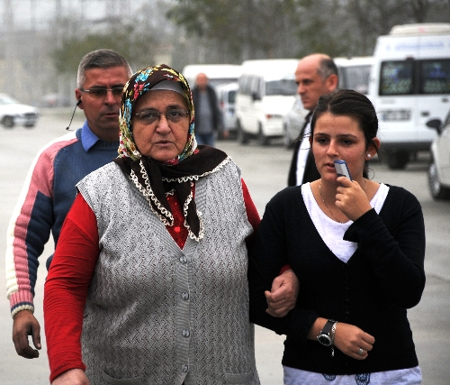 Samsun'daki göçükte 5 ölü 11 yaralıya ulaşıldı, toprak altında işçiler var