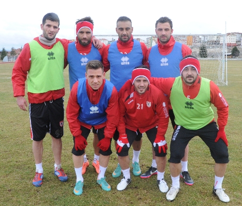Samsunspor'un yeni transferleri sahaya çıkmak için sabırsızlanıyor