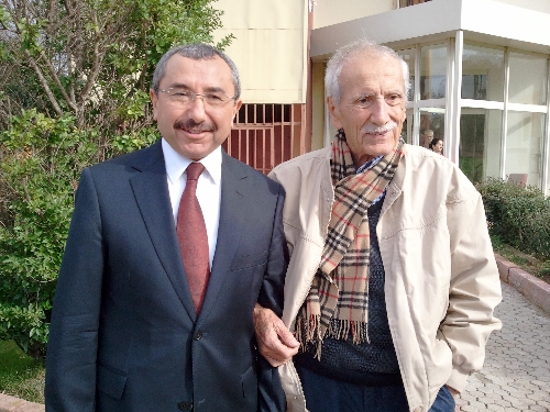 Sancaktepe Başkanı İsmail Erdem, Necmi Tanyolaç'ı ziyaret etti