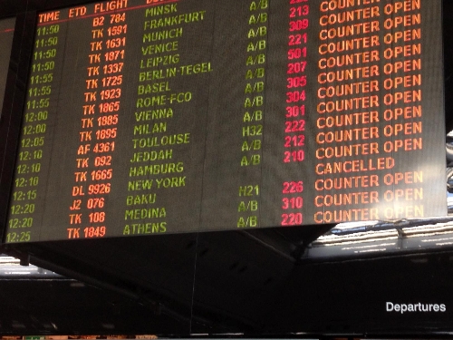 Sandy kasırgası devam etti, 5 uçak seferi iptal oldu