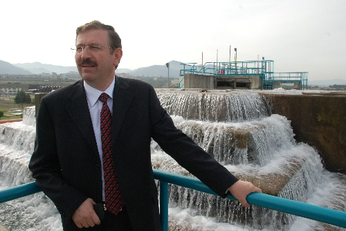 Sapanca Gölü'nden Yuvacık Barajı'na su takviyesi