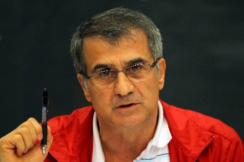 Şenol Güneş: 1461 Trabzon'un Fenerbahçe maçını kazanmasını diliyorum