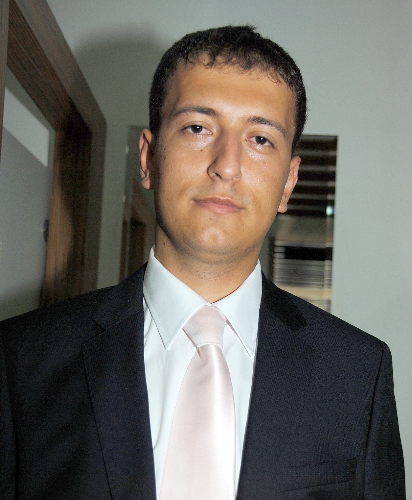 Sigara içilen evde çocuklar, içmeyenlere göre tütünle daha erken tanışıyor