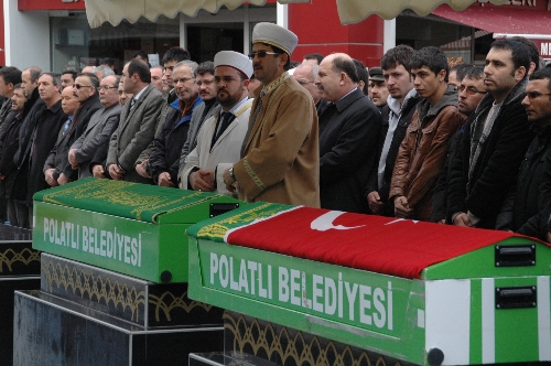 Silahlı saldırıda hayatını kaybeden muhtar son yolculuğuna uğurlandı