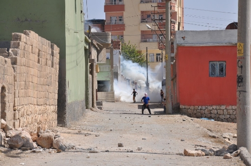 Silopi'de izinsiz basın açıklamasına müdahale edildi