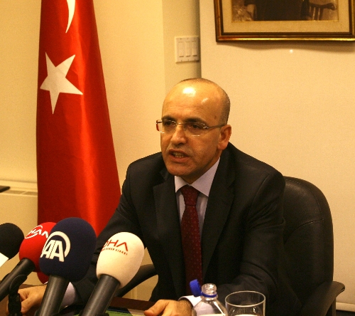 Şimşek: Türkiye'nin büyümesi açısından dış kaynaklara ihtiyacı var
