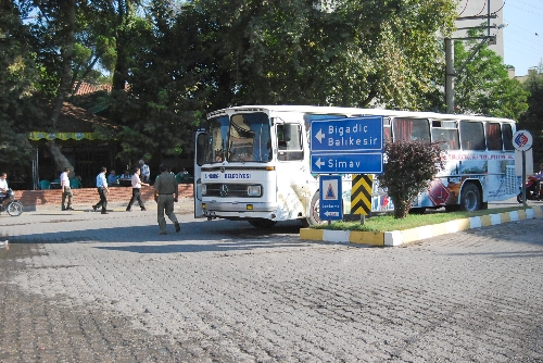 Sındırgı Belediyesi, İvrindi'deki şehit cenazesi için otobüs kaldırdı