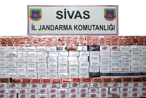 Sivas'ta kaçak sigara operasyonu