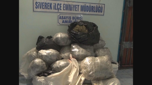 Siverek'te 90 kg esrar yakalandı