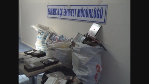 Siverek'te korsan CD operasyonu