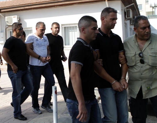 Sivil mahkemenin para cezasına çarptırdığı Rum polisler serbest bırakılacak