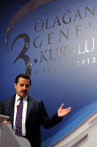 Sosyal güvenlik sisteminin sorunlarını çözecek kanun Meclis'e gönderildi
