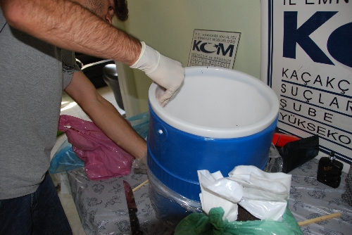 Su termosunda eroin sevkiyatı