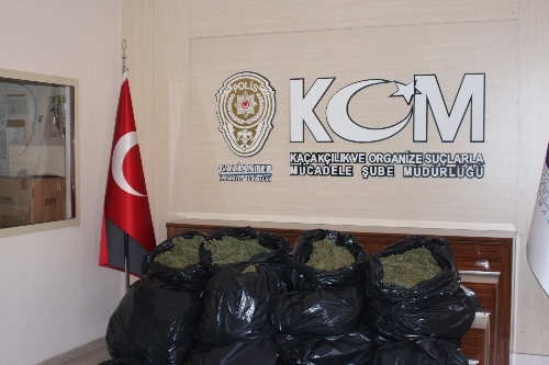 Suriye'den getirdiği uyuşturucuyla öğrencileri zehirleyecekti