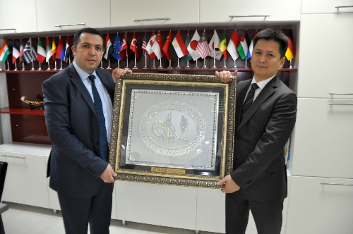 TAGİD'e, Kırgızistan fahri konsolosluğu ünvanı verildi