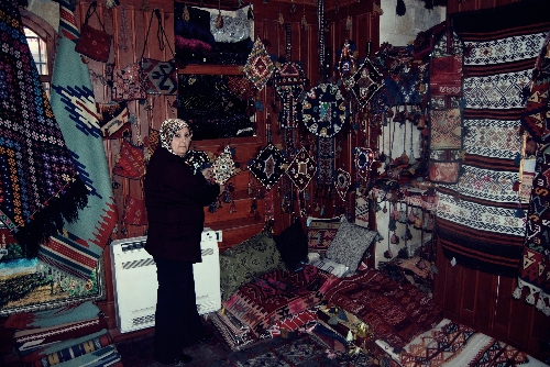 Tarihi han onarıldı; geleneksel el sanatları yeniden hayat buldu (ÖZEL)