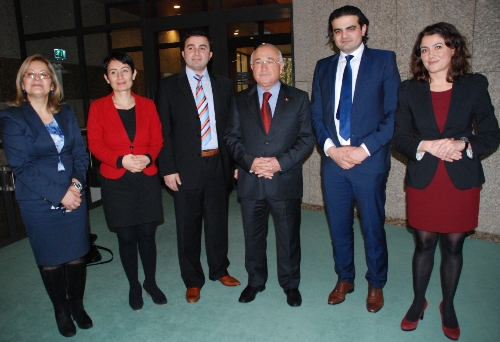 TBMM Başkanı Çiçek, Hollanda Meclisi'nde