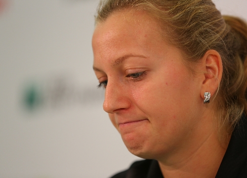 Tenis'te Kvitova veda etti, Stosur devam edecek