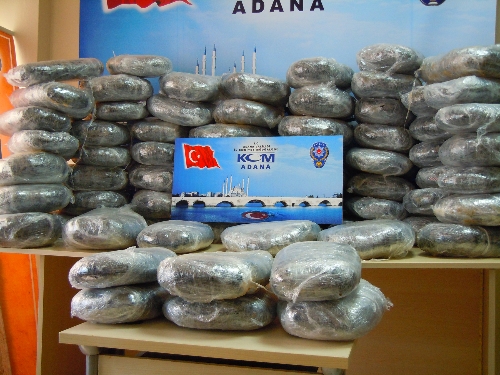 Terör örgütüyle hareket edip çocukları kullanan uyuşturucu tacirlerine darbe