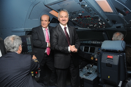 THY Genel Müdürü Kotil, yıldırım çarpan uçağın provasını yaptı
