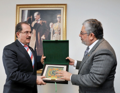 TOKİ, Pakistan'daki afet konutlarını 2 yılda tamamladı