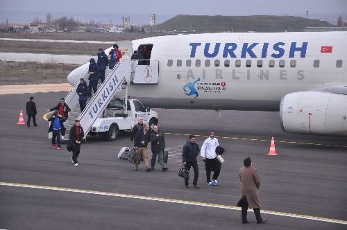 Trabzonspor kupa maçı için Eskişehir'e geldi