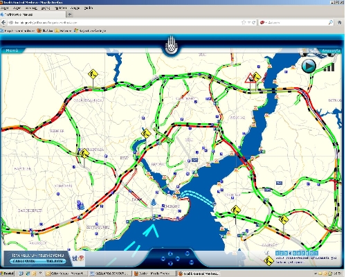 Trafik kazaları İstanbul trafiğini durma noktasına getirdi