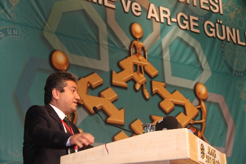 TÜBİTAK Başkanı: Elektrikli otomobil projesine 100 milyon lira bütçe ayırdık