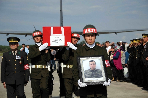 Tunceli şehidi Mustaf Akar'ın naaşı Samsun'a getirildi