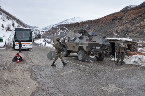 Tunceli-Erzincan yolundaki operasyon sürüyor