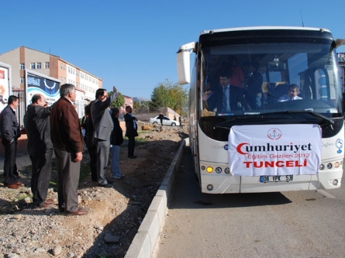 Tuncelili 40 öğrenci Çanakkale'ye gitti