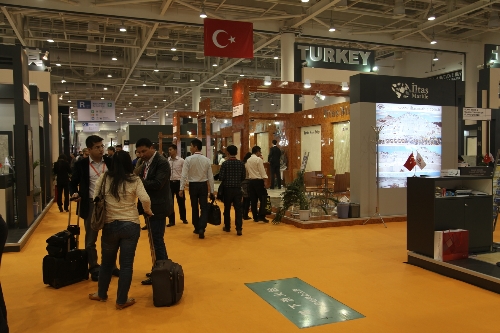 Türk doğaltaş sektörü Çin'e 1 milyar dolar ihracata koşuyor
