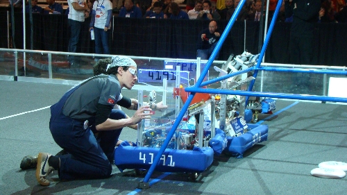 Türk öğrenciler New York'ta robotlarını yarıştırdı