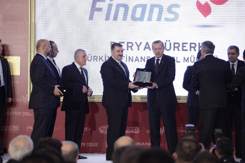 Türkiye Finans'a 'Reel Ekonomiye Destek' ödülü